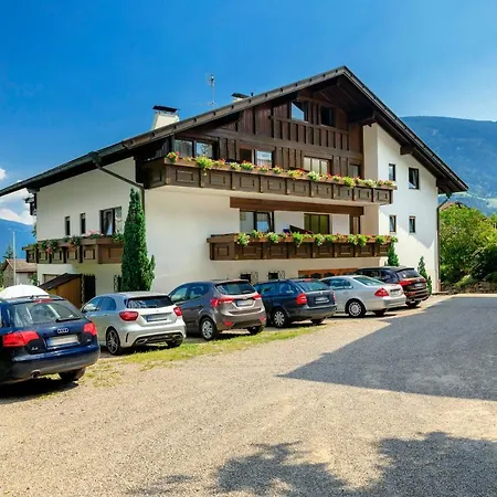 Garni-hotel Farmerhof 3* Parcines